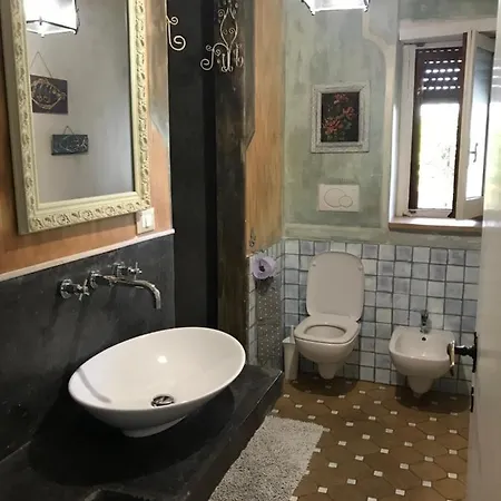 Un Ospite A Fontania 住宿加早餐酒店 3*