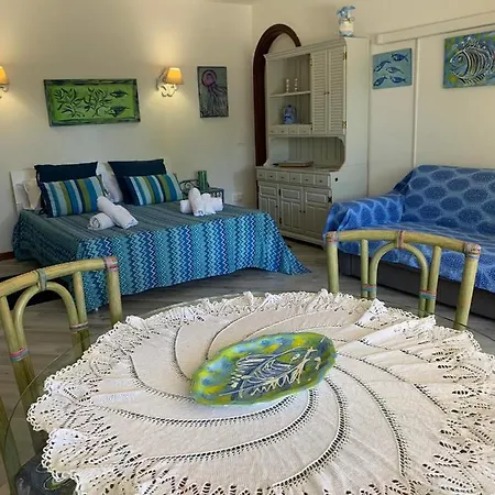 Un Ospite A Fontania Bed & Breakfast Gaeta
