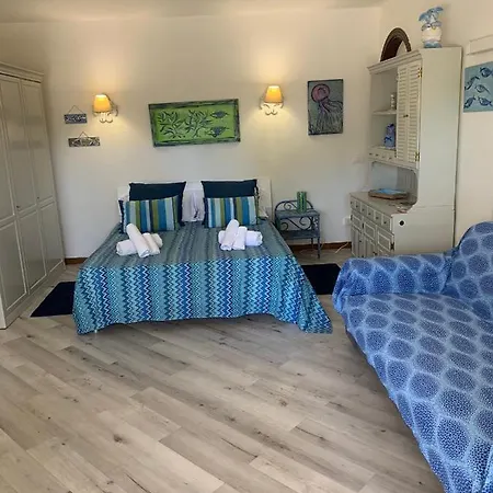 Un Ospite A Fontania Bed & Breakfast *